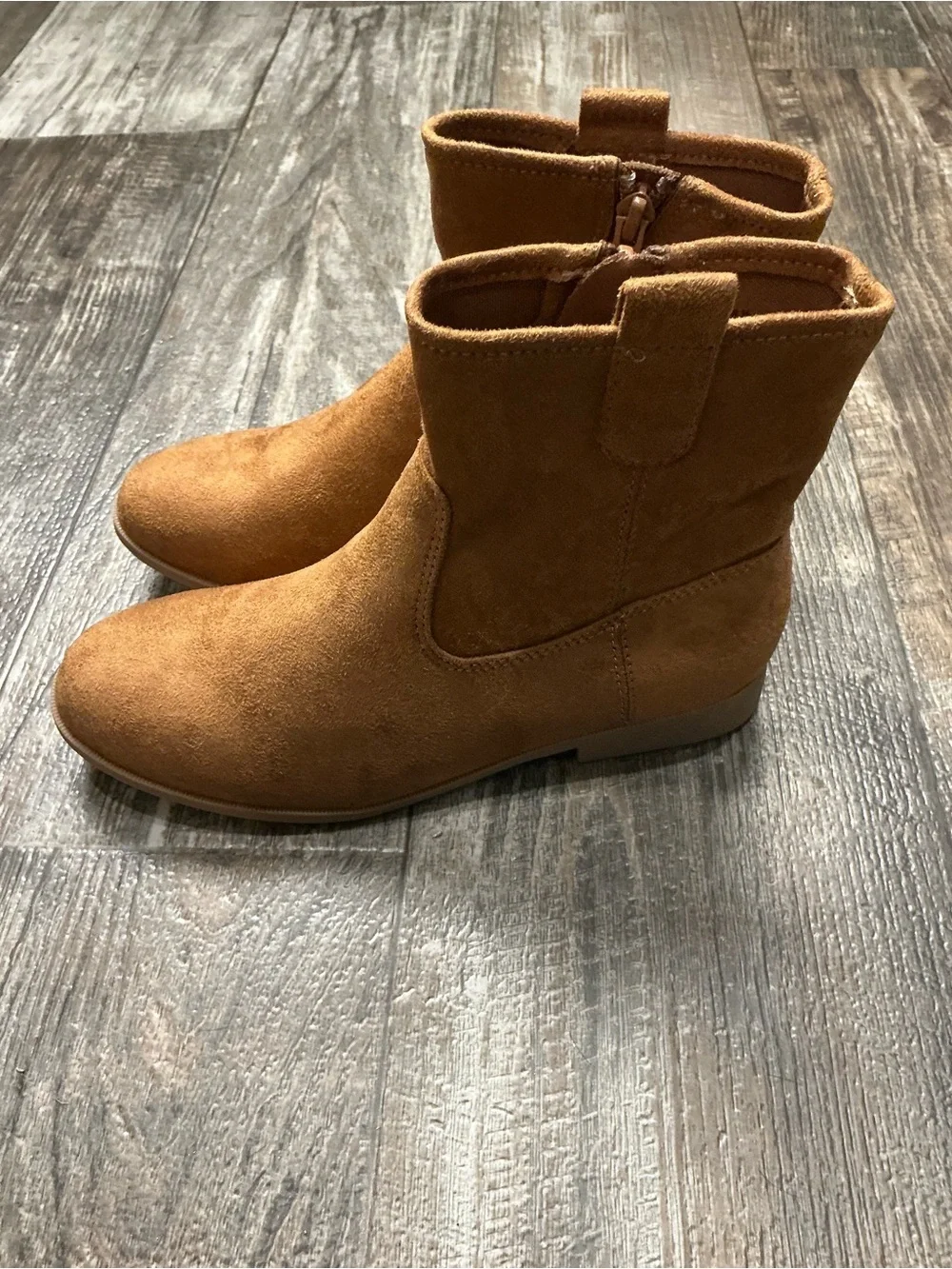 Kid’s H&M Tan Faux Suede Ankle Booties Size 3.5